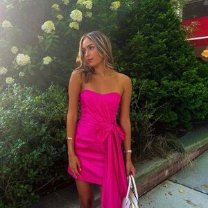 Elegant Pink Strapless Dress